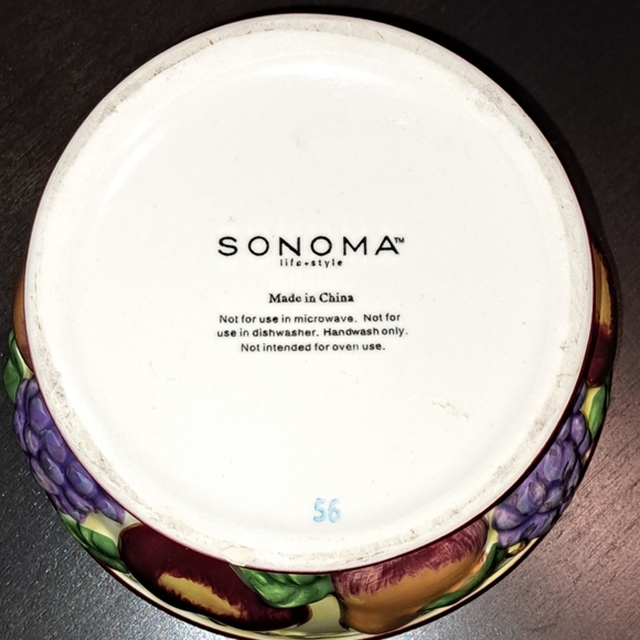 Williiams-Sonoma  Embossed Vegetables 4 3/4” Bowl - Picture 6 of 8